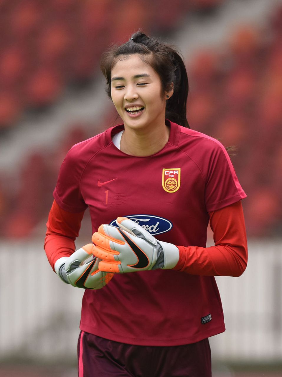 中国女足备战冬训紧张进行，球员发挥出色(11月9日,一份中国足协下发的女足国家队集训文件流)